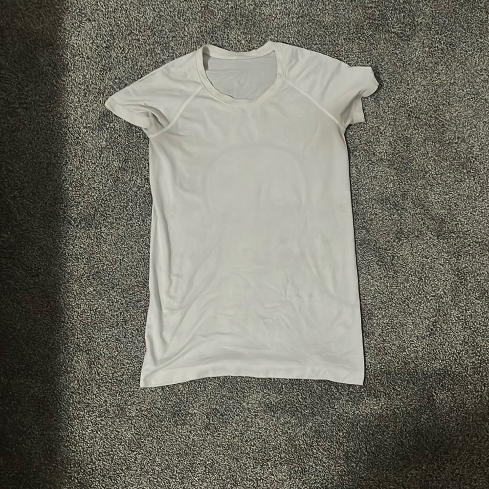 White swiftly tech lululemon